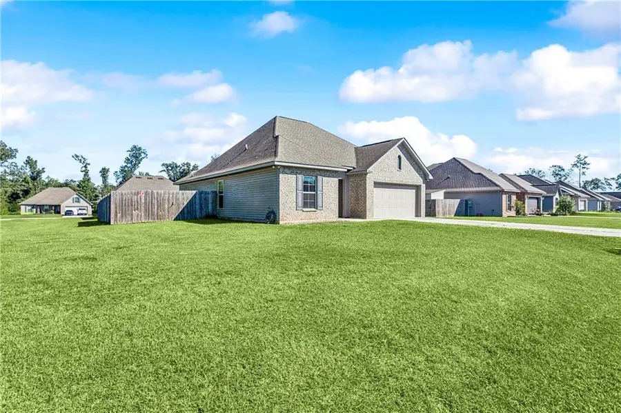 39534 Island Trace Boulevard, Ponchatoula, LA 70454 - Image #3