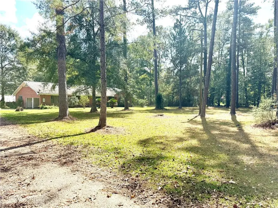 2532 S Columbia Street, Bogalusa, LA 70427 - Image #2