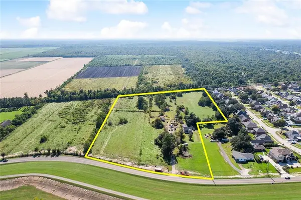 14341 River Road, Hahnville, LA 70057