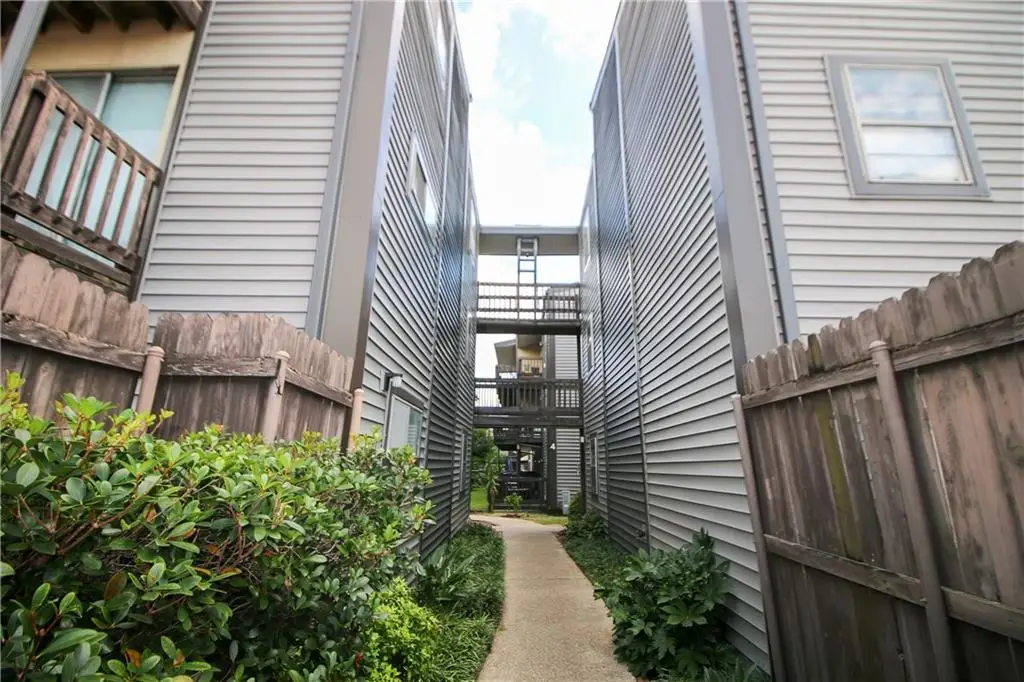 2301 Edenborn Avenue #307, Metairie, LA 70001 - Image #1