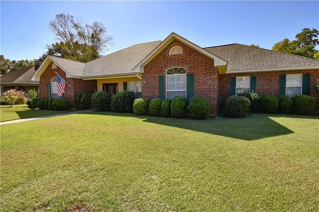 910 West Shore Drive, Alexandria, LA 71303 - Image #1