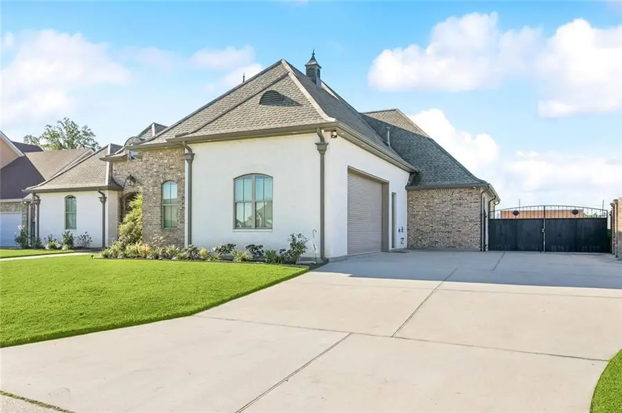 3418 Wedgwood Drive, Harvey, LA 70058 - Image #2