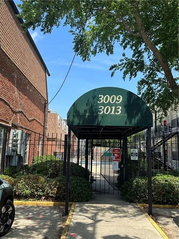 3013 Ridgelake Drive #201, Metairie, LA 70002 - Image #1