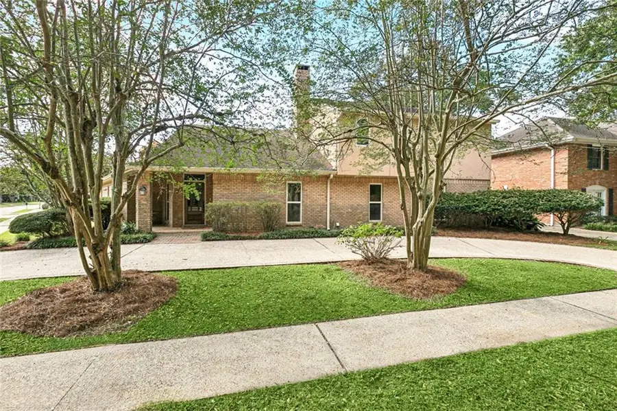 8 Doescher Drive, Harahan, LA 70123 - Image #2