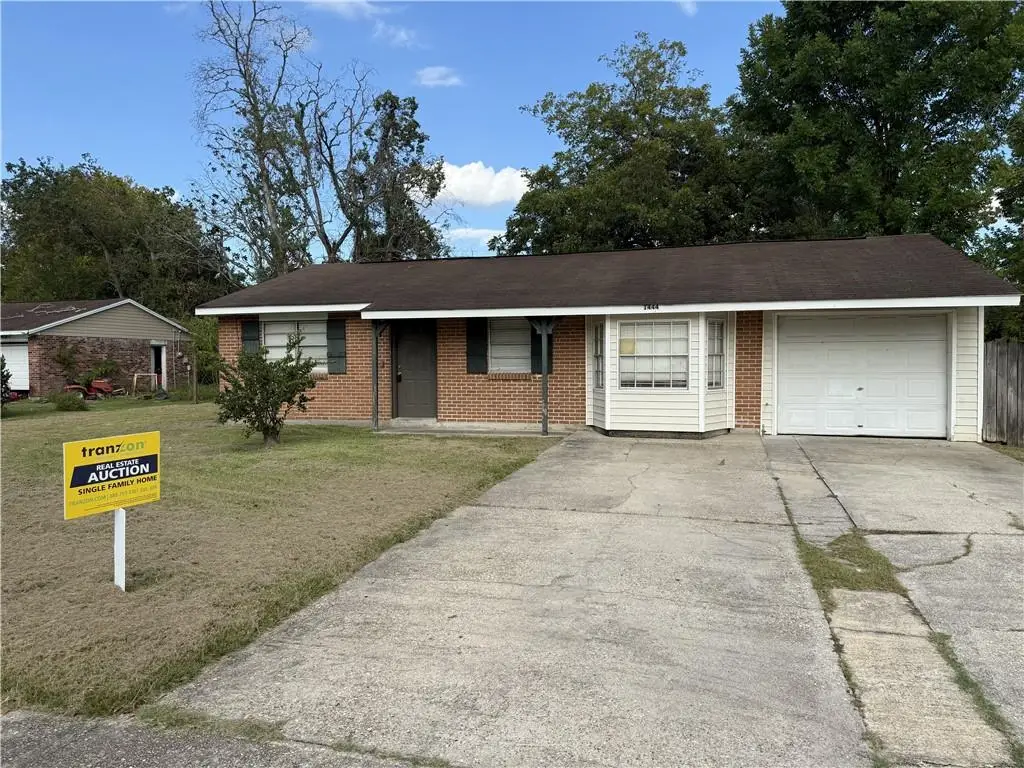 1444 Meadowlawn Street, Slidell, LA 70460 - Image #1