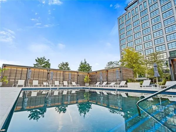 1001 Julia Street #9B, New Orleans, LA 70113