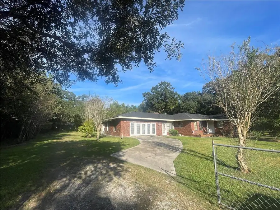 10100 Willow Drive, New Orleans, LA 70131 - Image #2