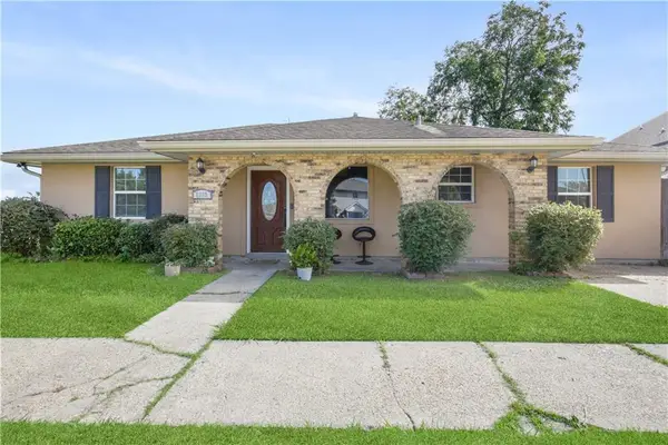2113 Jean Lafitte Parkway, Chalmette, LA 70043