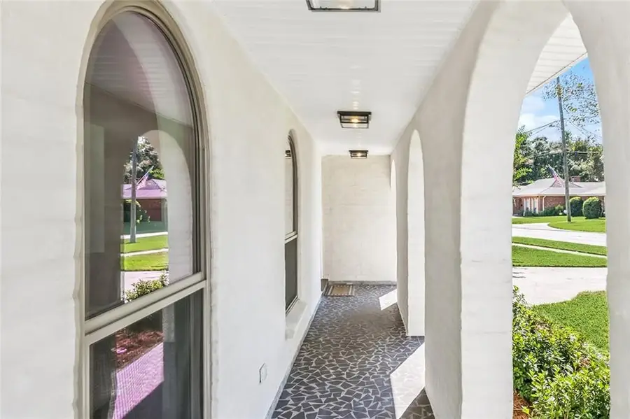 5041 Burke Drive, Metairie, LA 70003 - Image #2