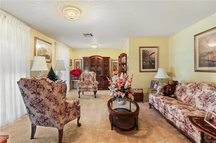 8112 Ferrara Drive, Harahan, LA 70123 - Image #2