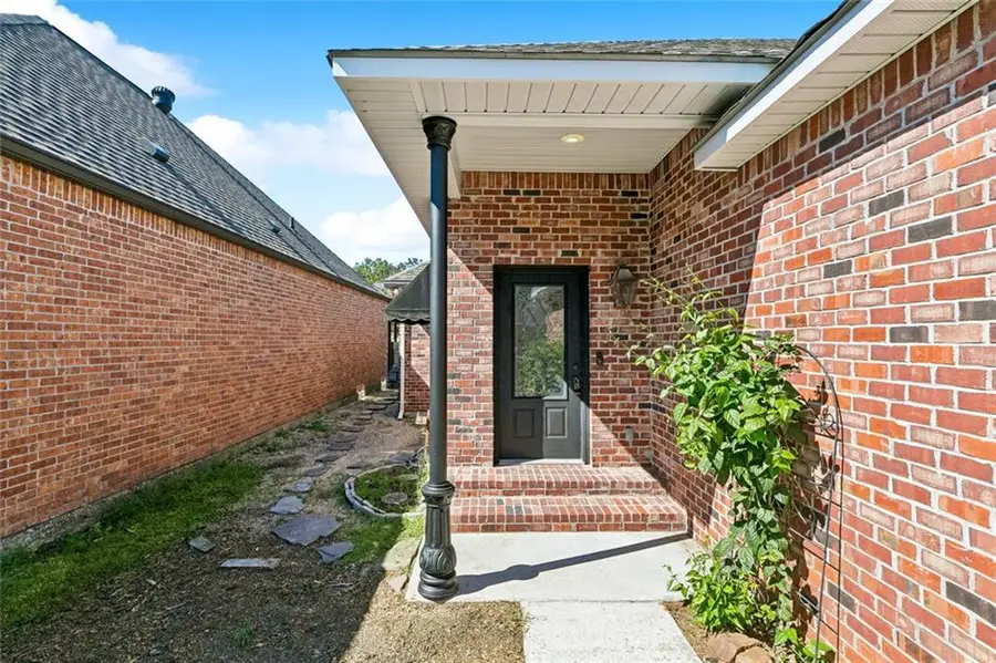 2445 Randy Drive, Denham Springs, LA 70726 - Image #3