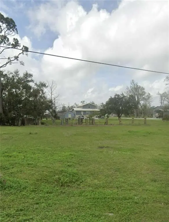 502 Woodhaven Drive, Houma, LA 70363 - Image #1