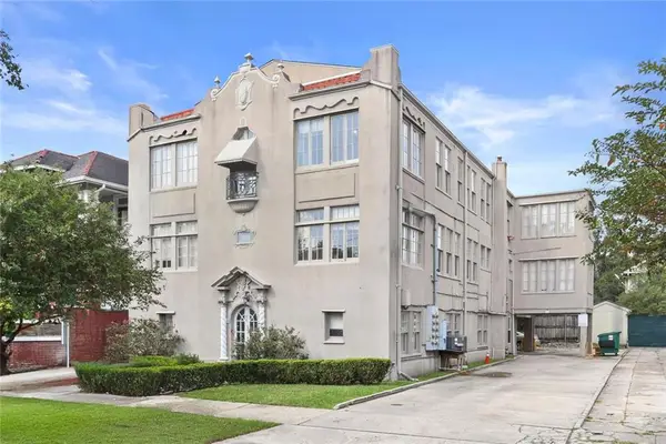 2108 Broadway Street, New Orleans, LA 70118