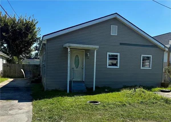 1105 07 S Upland Avenue, Metairie, LA 70003