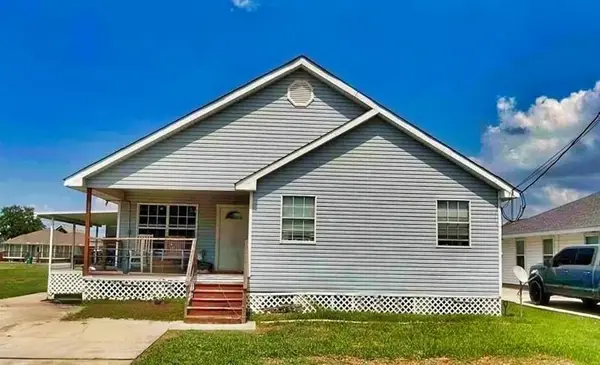 1965 Plantation Street, Lafitte, LA 70067