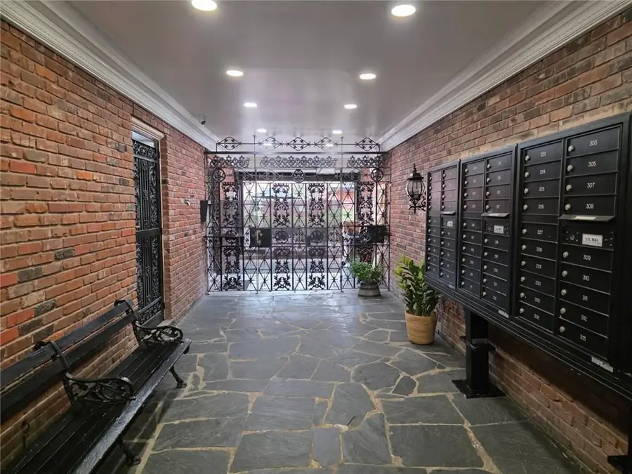 3201 St Charles Avenue #308, New Orleans, LA 70115 - #2