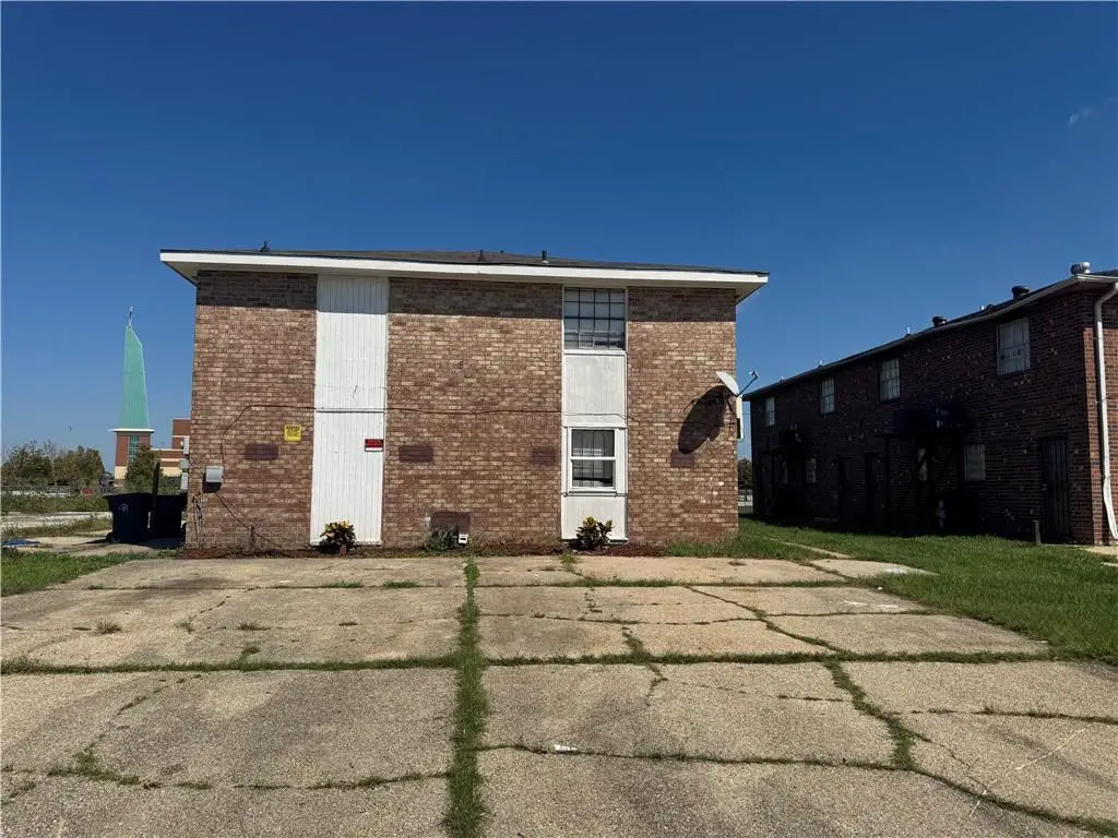 6833 E Coronet Court, New Orleans, LA 70126 - #1