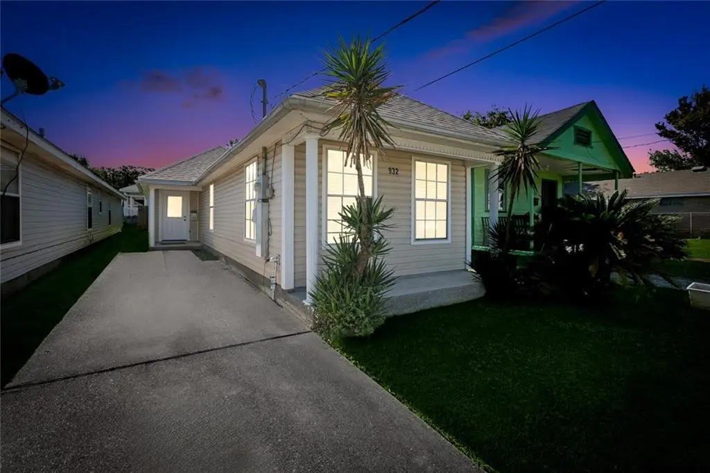 932 Porter Street, Gretna, LA 70053 - Image #1