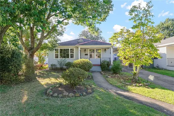 630 Brockenbraugh Court, Metairie, LA 70005