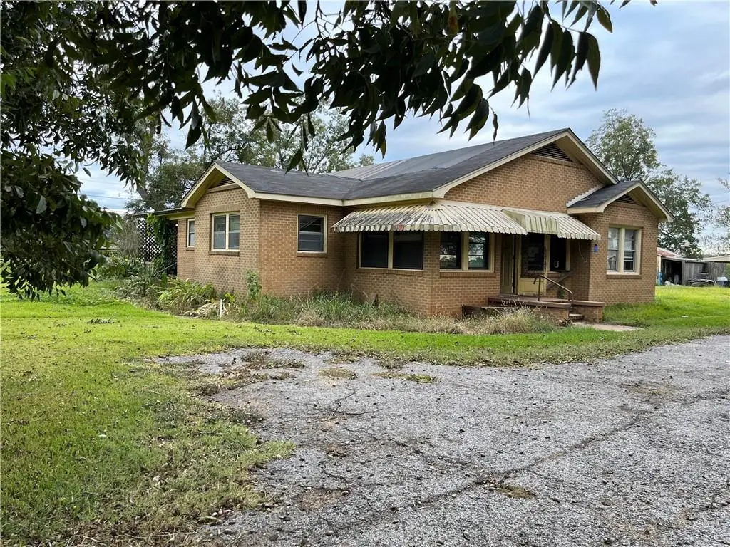 2412 Highway 451 Highway, Moreauville, LA 71355 - #1