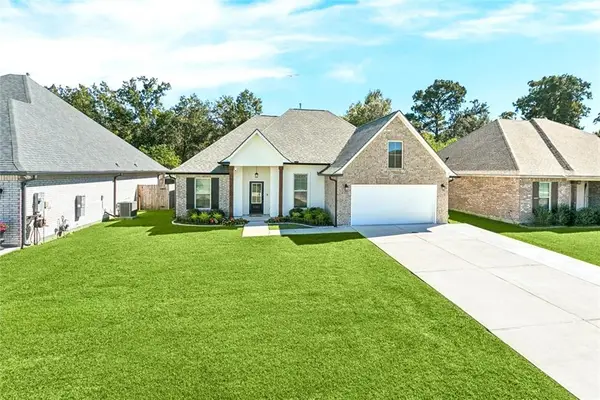 269 Hidden Cypress Drive, Belle Chasse, LA 70037