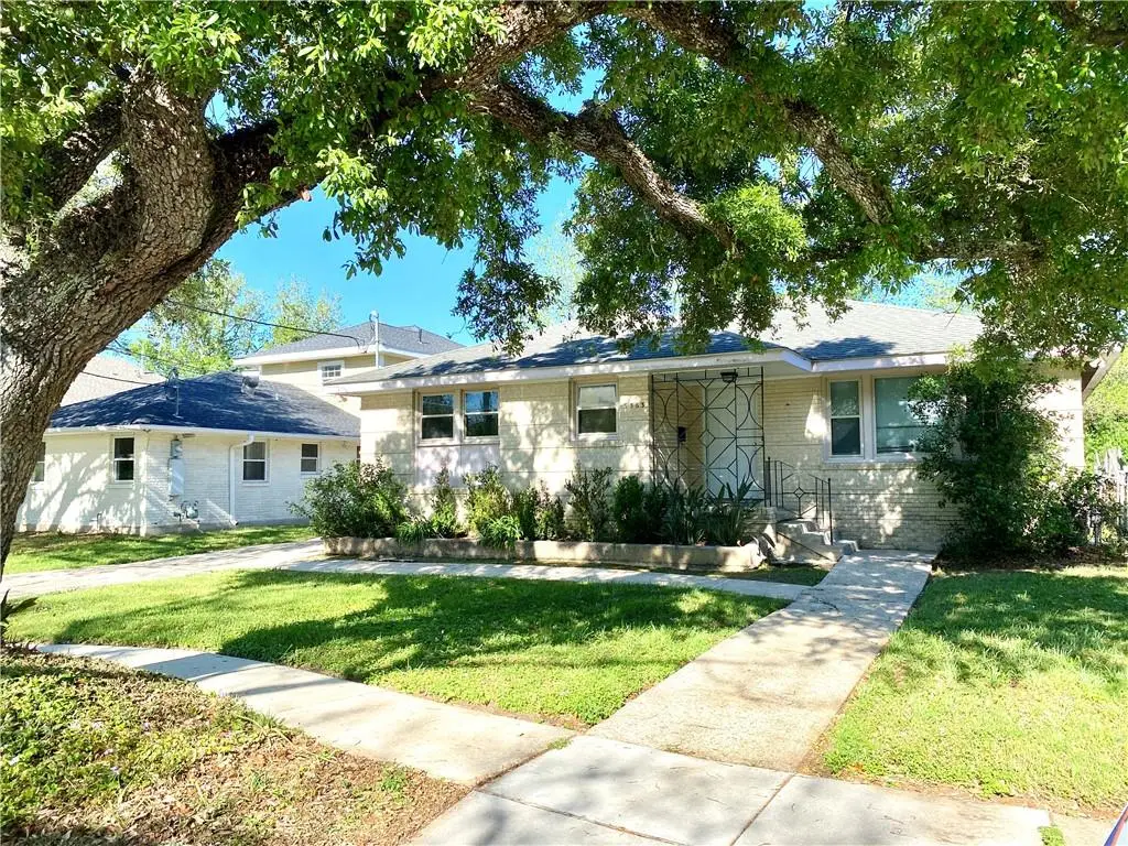 5363 Charlotte Drive, New Orleans, LA 70122 - Image #1