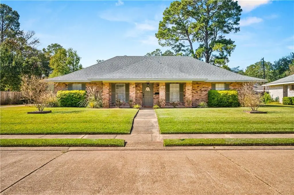 1208 Canterbury Drive, Alexandria, LA 71303 - Image #1