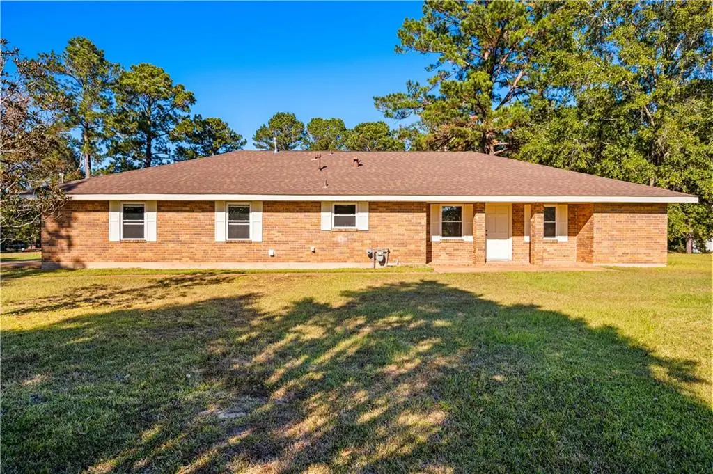 794 Robinson Bridge Road, Woodworth, LA 71485 - Image #1