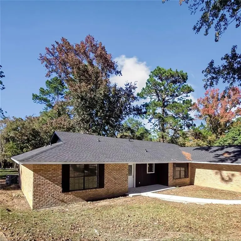 108 Lodge Hill Circle, Pineville, LA 71360 - Image #2
