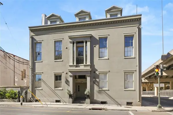 1115 Margaret Place #301, New Orleans, LA 70130