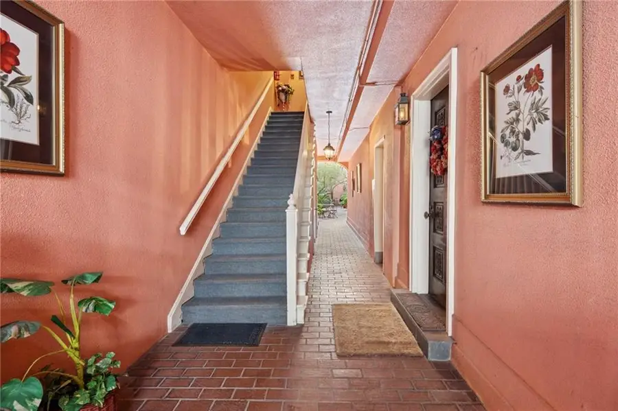 528 St Louis Street #302, New Orleans, LA 70130 - Image #2
