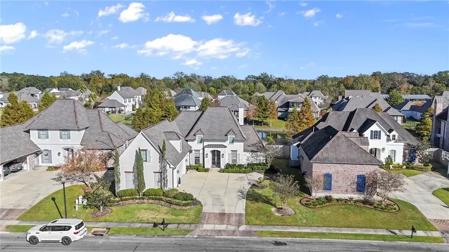 8757 Lake Carriage Drive, Baton Rouge, LA 70817 - Image #2
