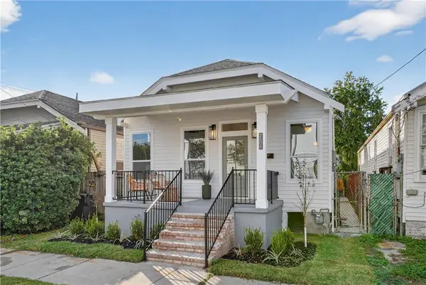 2608 Upperline Street, New Orleans, LA 70115