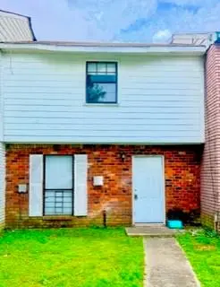 27 Pinewood Court, New Orleans, LA 70114