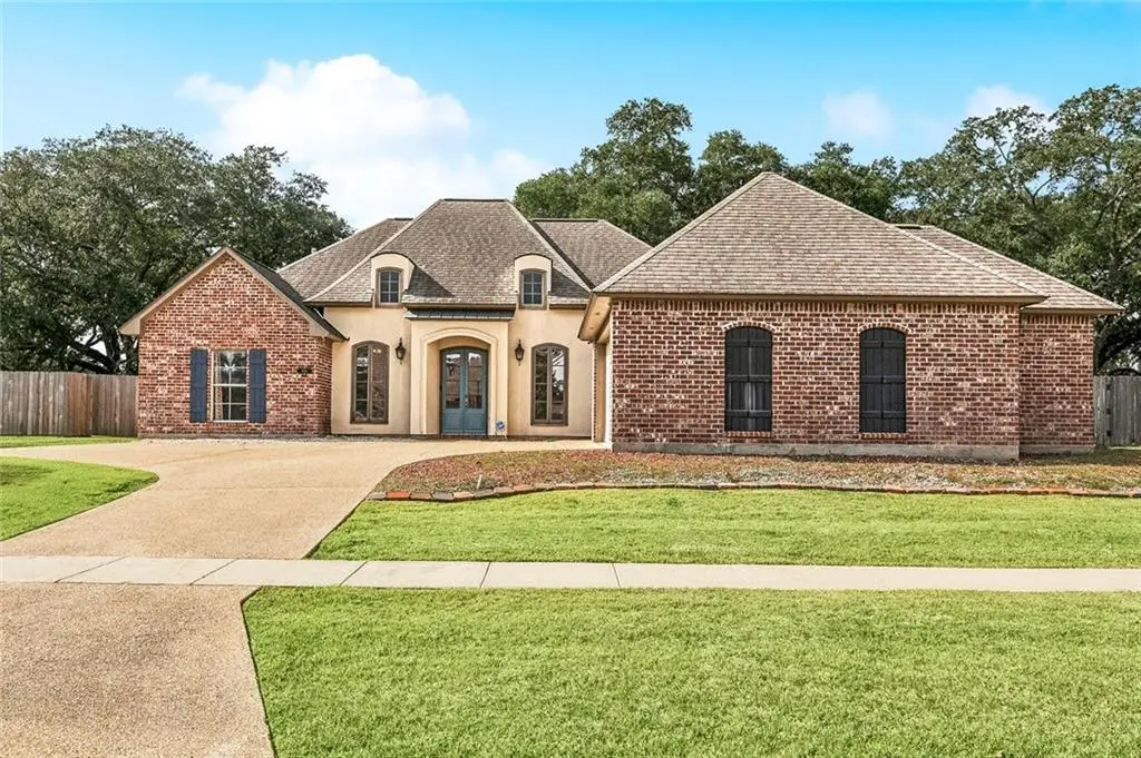 8361 Oakley Drive, Zachary, LA 70791 - Image #1