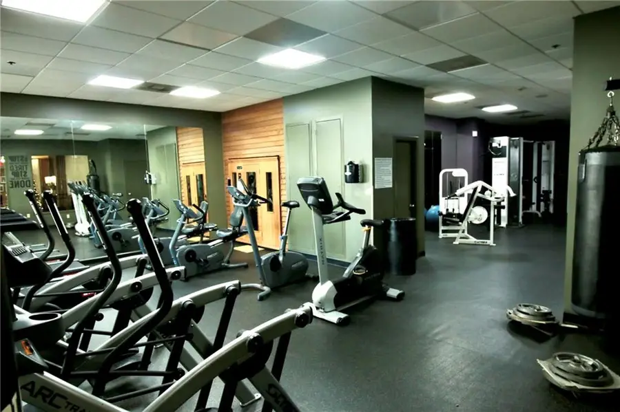 1205 St Charles Avenue #1008, New Orleans, LA 70130 - Image #3