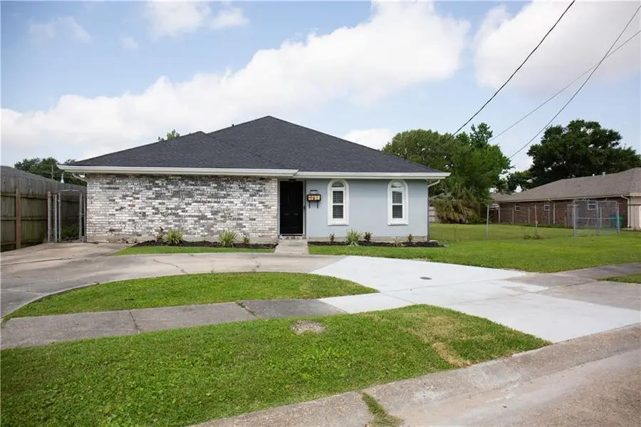 5008 Burke Drive, Metairie, LA 70003 - Image #2
