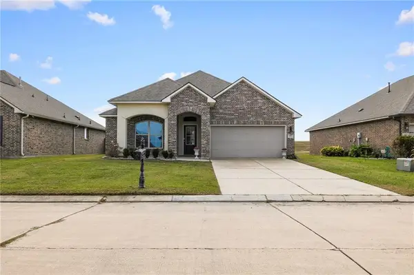 353 E Lake Drive, Slidell, LA 70461