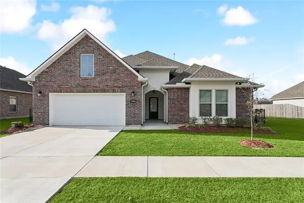 39565 White Sand Lane, Ponchatoula, LA 70454