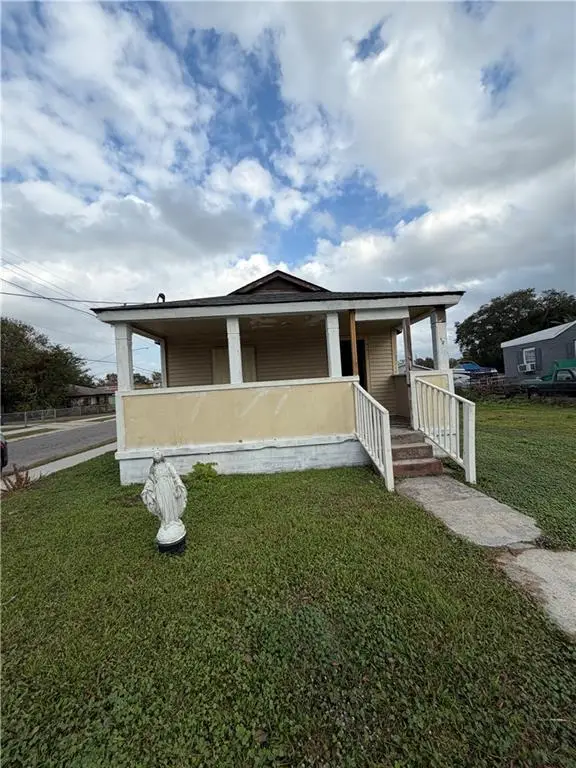 4577 Laine Avenue, New Orleans, LA 70126