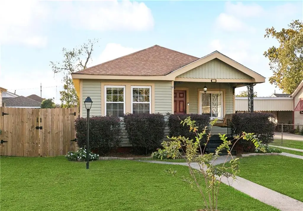 616 Avenue F, Marrero, LA 70072 - #1