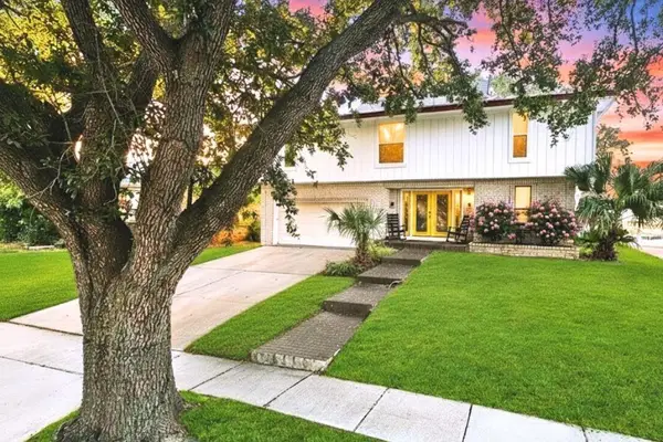 4610 Murano Road, New Orleans, LA 70129