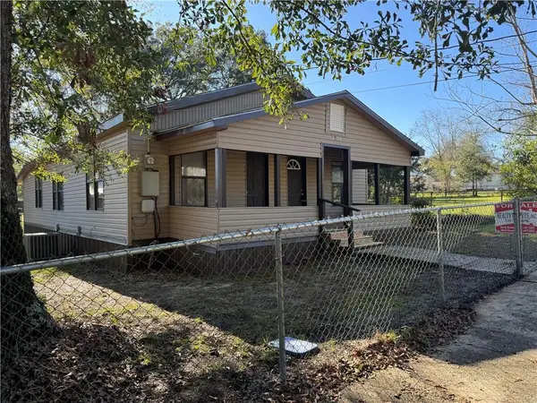 2150 North Street, Pollock, LA 71467