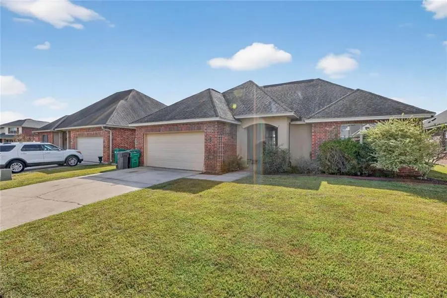 114 Cypress Sunset Drive, Broussard, LA 70518 - Image #2