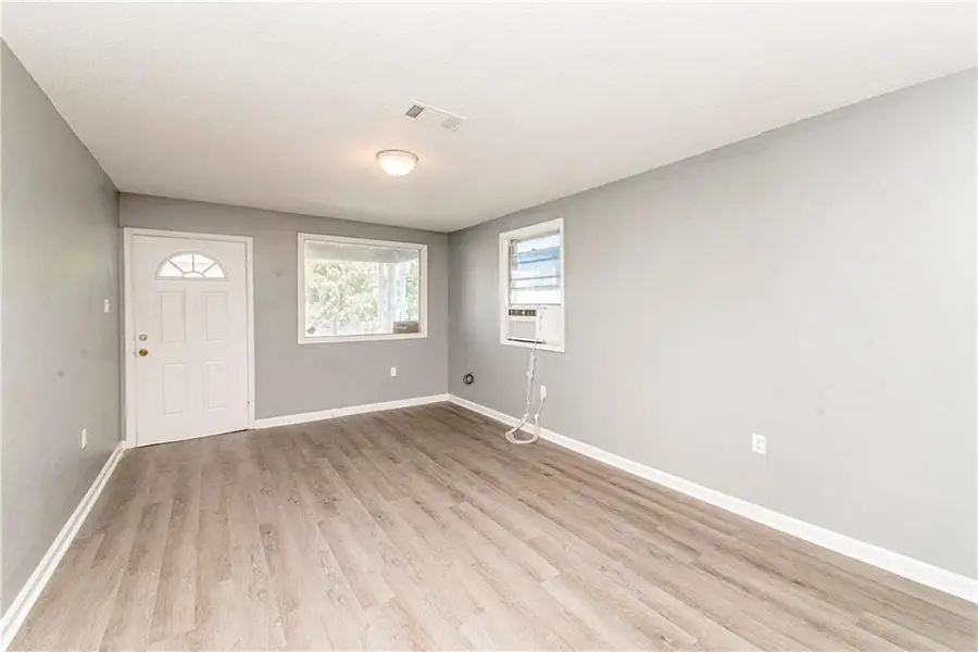 516 S Hennessey Street, New Orleans, LA 70119 - Image #3