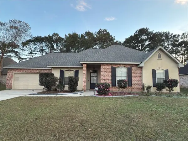 249 Fairfield Oaks Drive, Madisonville, LA 70447