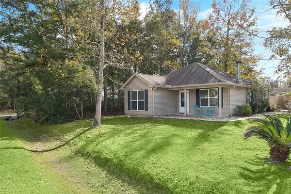 2272 Henry Clay Street, Mandeville, LA 70448