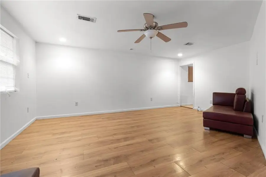 5826 Saint Bernard Avenue, New Orleans, LA 70122 - Image #2