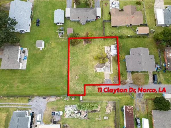 11 Clayton Drive, Norco, LA 70047