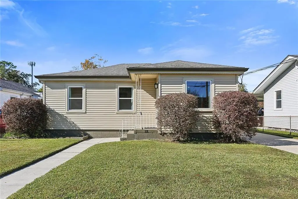 292 Halsey Drive, Harahan, LA 70123 - Image #1